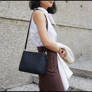 🆕LOWERED PRICE🆕 Lo & Sons Crossbody MSRP $268